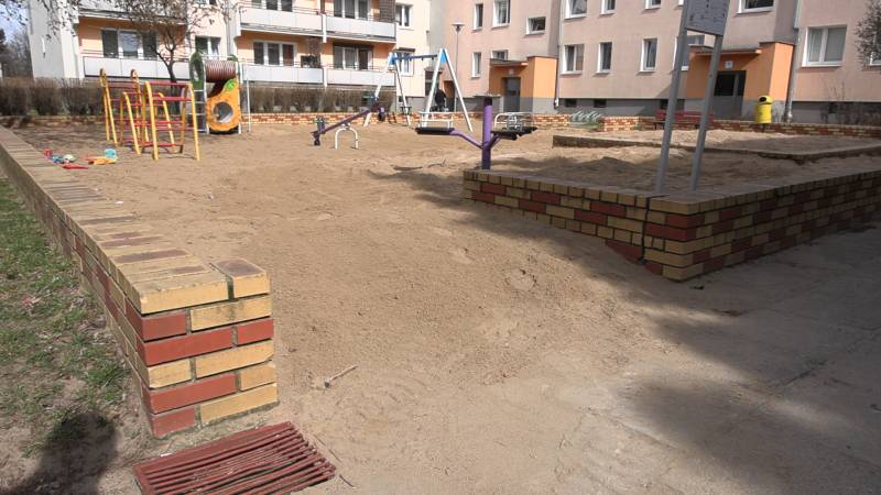 KOLEJNE REMONTY NA SPÓŁDZIELCZYCH OSIEDLACH